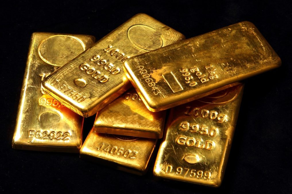 March, 30 - GOLD is traded around $1.630, as the pandemic continues