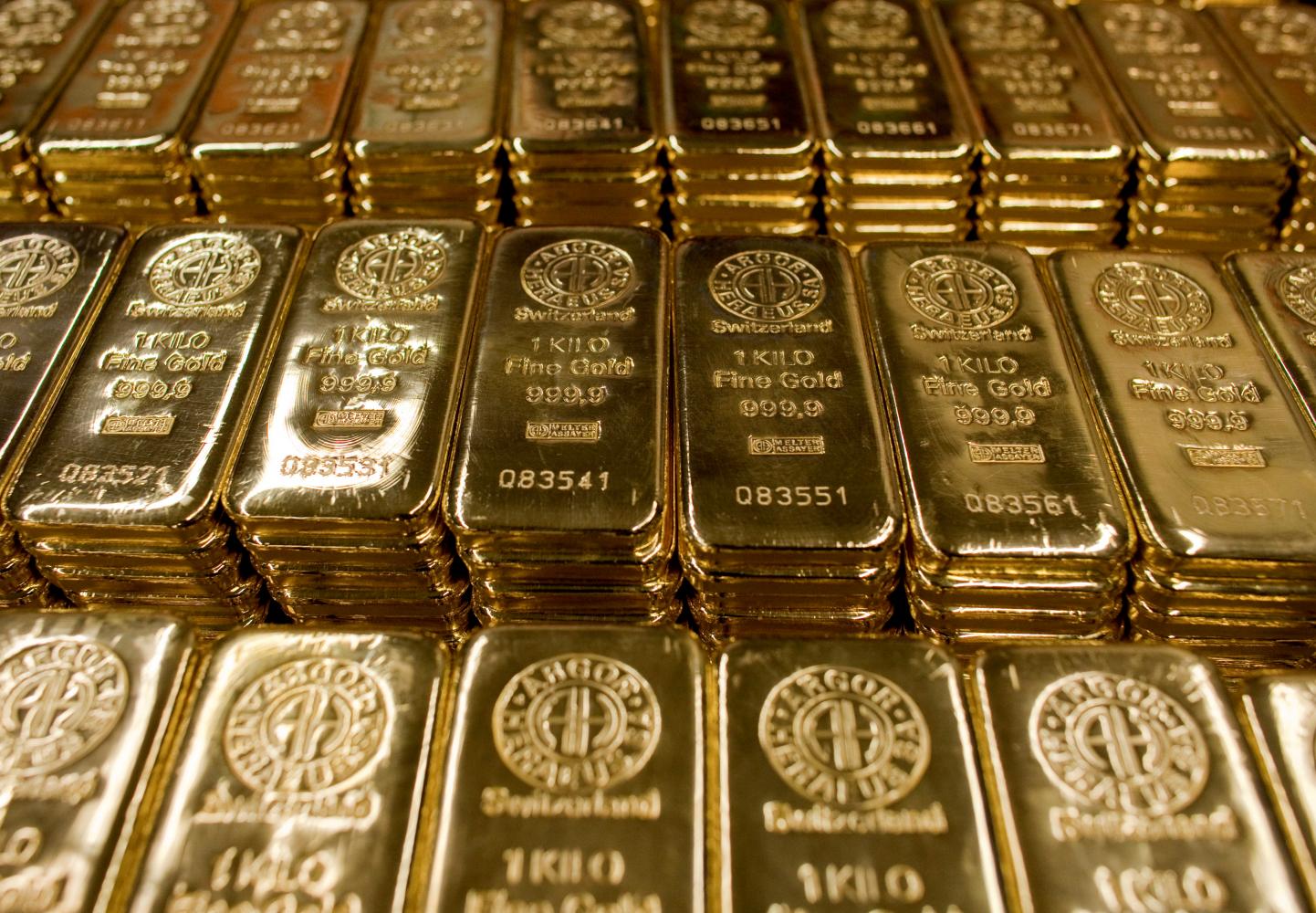 April, 16 - Gold looks capped near $1,750/oz