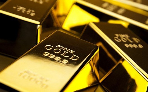 July, 2 - gold is striving on USD losing price